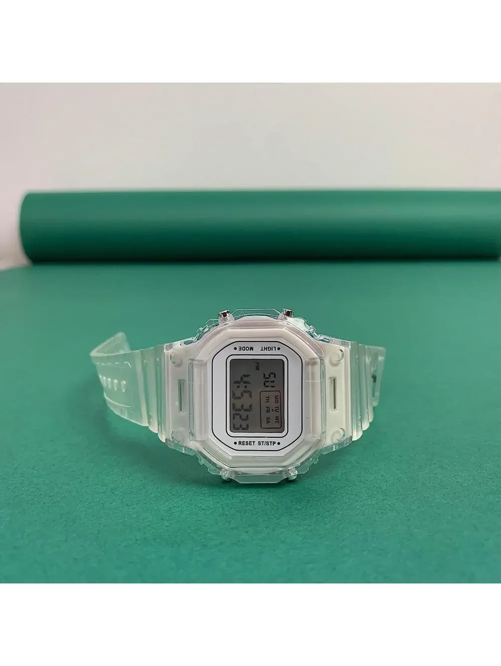 Essential Y2K Cyber 2000s Retro Vintage Style Transparent Digital White Watch